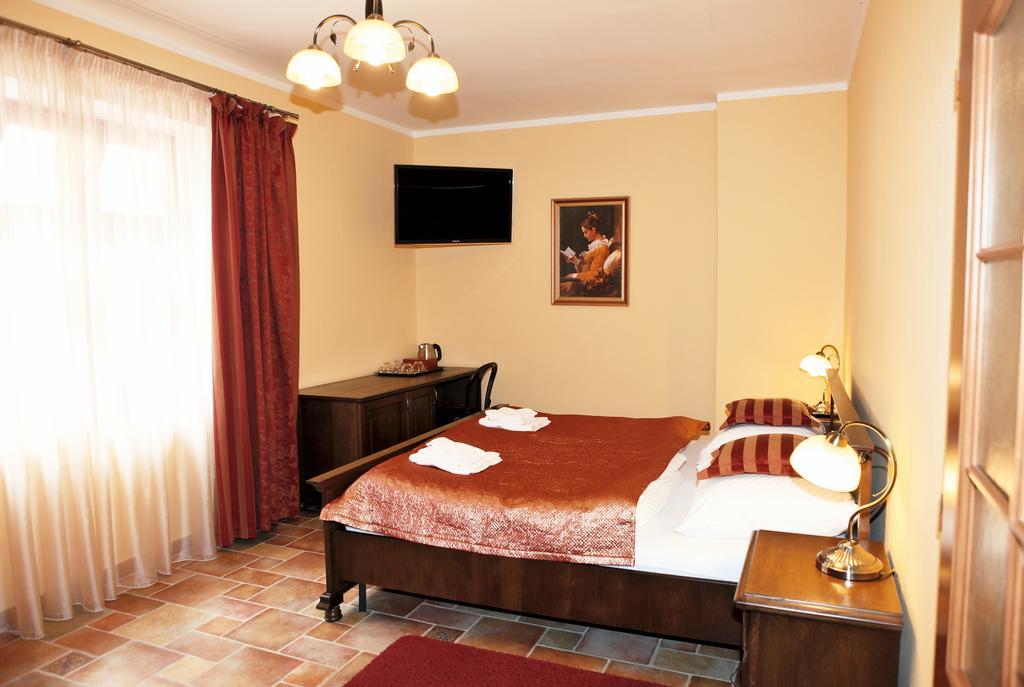 Hotel Pelikan Třeboň Exterior foto